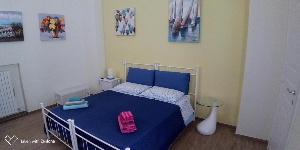 B&B Excelsior Lecce Bagian luar foto
